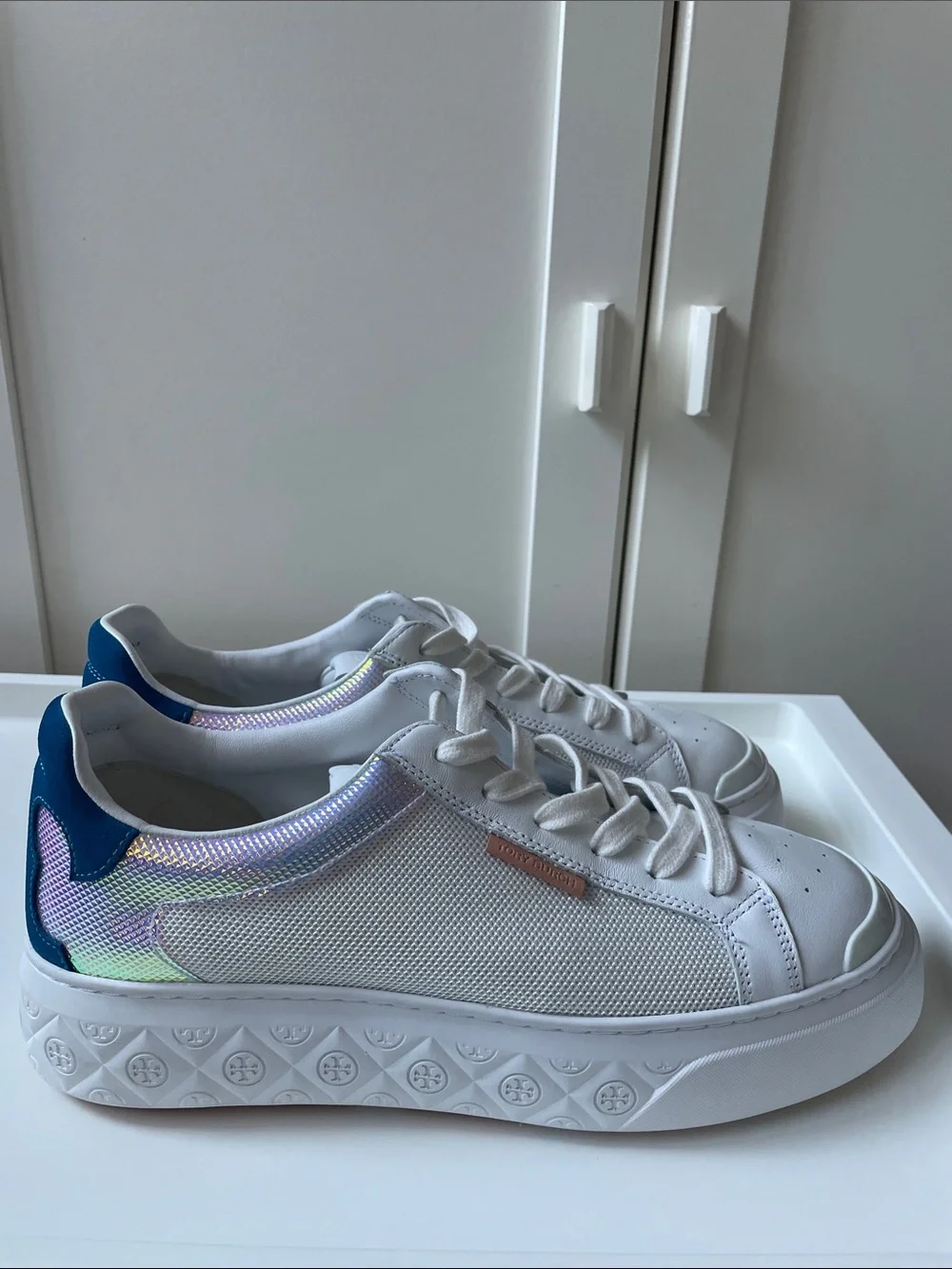 Brand New! Tory Burch White Iridescent Platform Sneakers Size 9.5